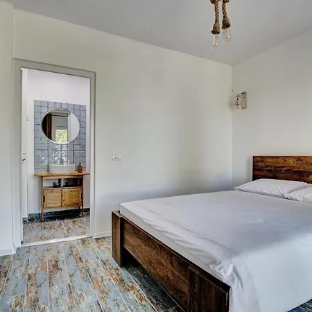 Gazde/Camere de închiriat Casa Sincai *